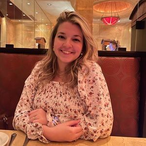 Meet your Posher, Cass